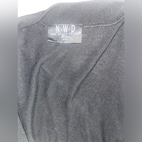 Black and white cardigan size 2x - Picture 2 of 5